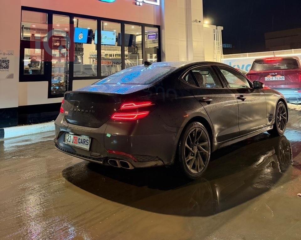 Genesis G70